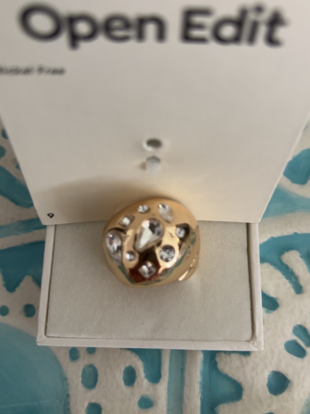 New ~ Nordstrom Open Edit Scattered Crystal Gold Dome Ring ~ Size 9